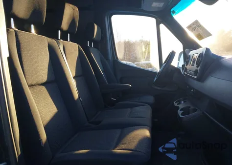2019 Mercedes-Benz Sprinter 2500 High Roof V6 from USA, damaged, VIN WD3PF1CD2KP089477